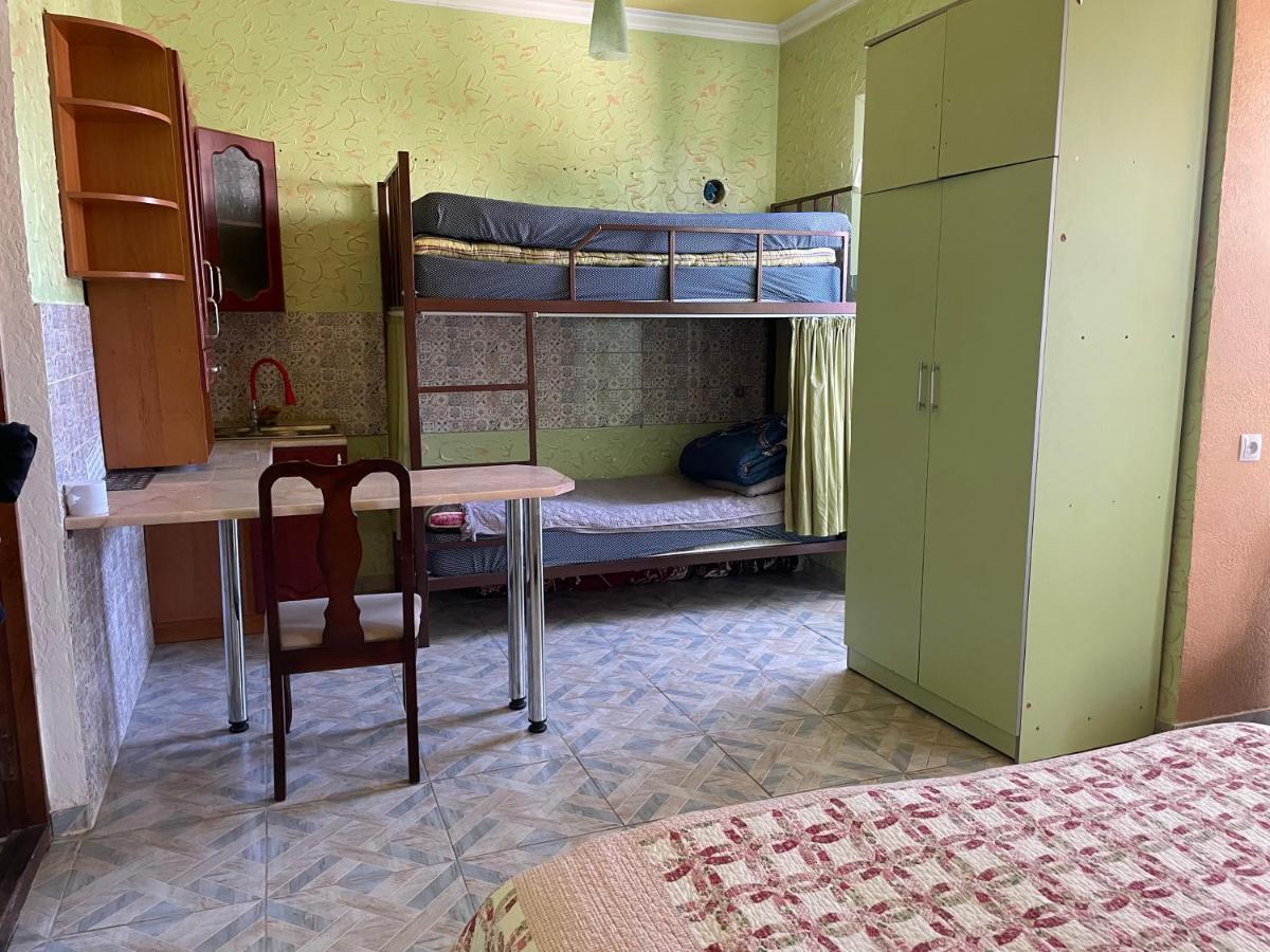 Sweet Home Hostel 비슈케크 외부 사진