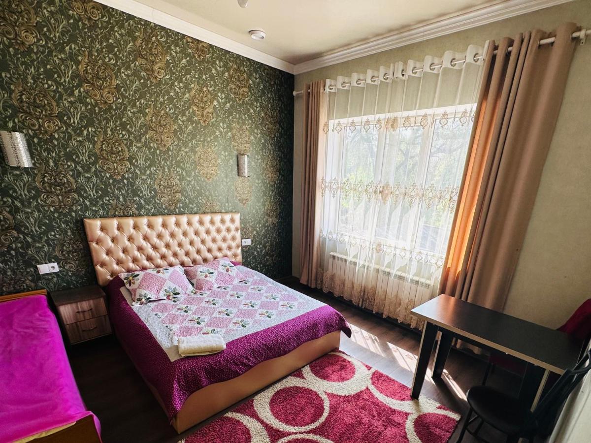 Sweet Home Hostel 비슈케크 외부 사진